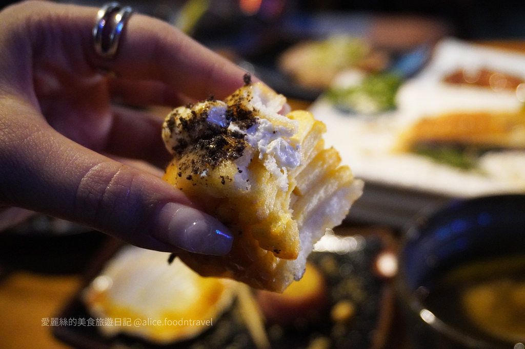 台中中區美食|新店爆爆!中華路夜市附近的深夜食堂,週一~週四 台中中區美食|新店爆爆!中華路夜市附近的深夜食堂,週一~週四