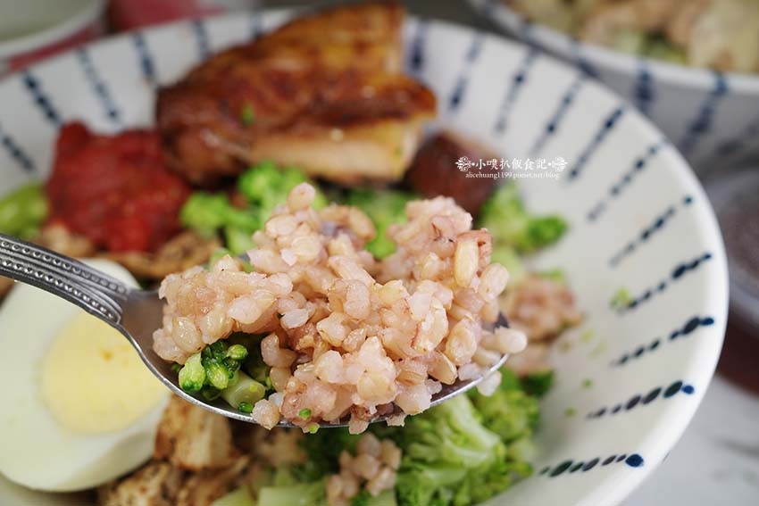 【中和四號公園附近美食】『來一碗poke夏威夷私廚料理健康餐