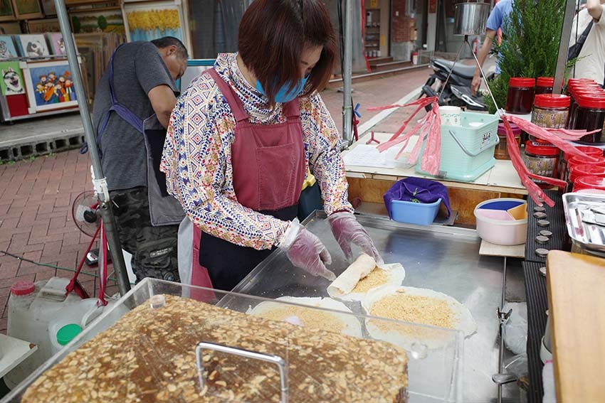 【鶯歌景點一日遊】鶯歌老街必吃美食/陶瓷博物館/鶯歌老街陶館