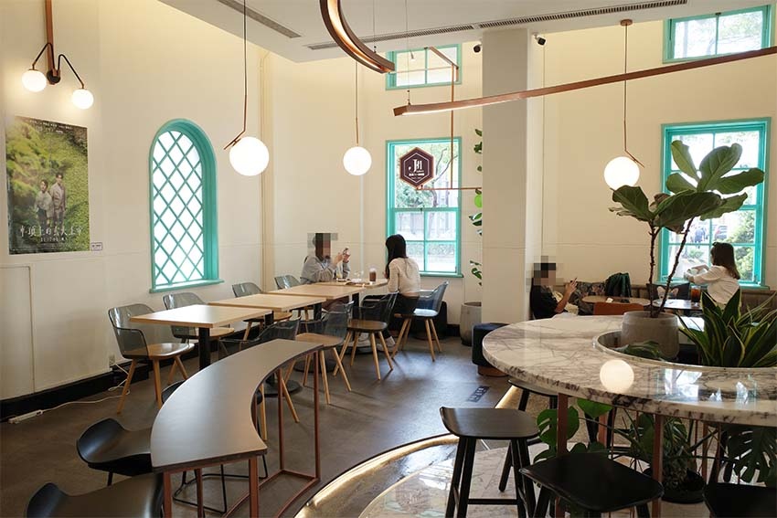 【嘉義咖啡廳】『昭和J11咖啡館』質感美術館咖啡館/環境復古
