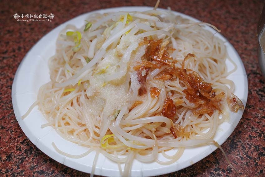 【樂華夜市美食】『阿國蝦仁羹』人氣排隊美食/蝦仁羹、土魠魚羹