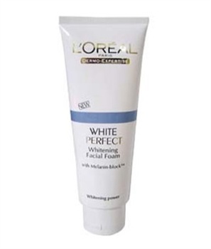 White Perfect Whitening Facial Foam (NT $149 / 100ml)