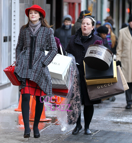 leighton-meester-blair-waldorf-gossip-girl-shopping-spree