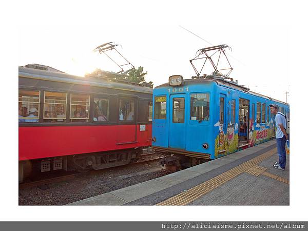 20110616_135745_唯一往返車會合的笠上黑生站 (3).jpg