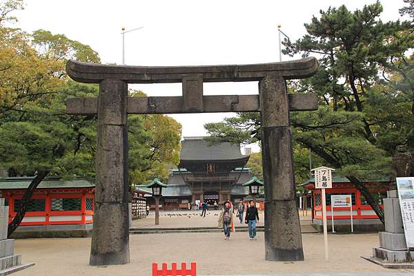 九州福岡 筥崎宮 箱崎宮 勝利之神的社神及神苑花庭園 18更新 日本 私旅行 痞客邦