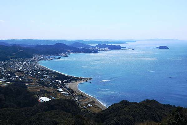 千葉縣 鋸山 地獄窺望台及日本寺大佛 站在制高點 飽覽東京灣及房總半島群山壯麗風景 含直達交通說明 日本 私旅行 千葉縣 鋸山 地獄窺望台及日本寺大佛 站在制高點 飽覽東京灣及房總半島群山壯麗風景 含直達交通說明 日本 私旅行