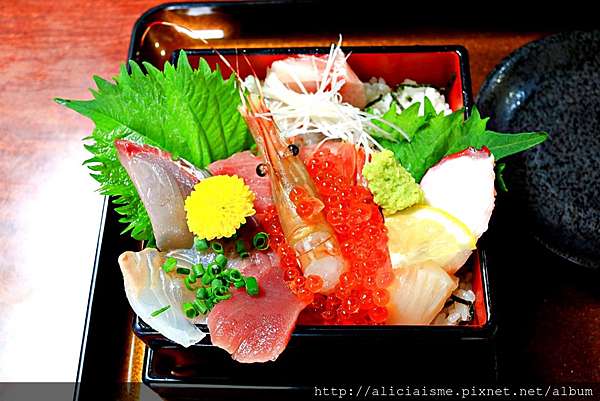 岩手縣 北山崎 北川食堂 三陸海岸的日本特a級絕景及第一名庶民海鮮丼 田野畑站 日本 私旅行 痞客邦