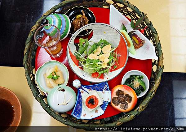 大分縣 別府灣皇家度假飯店 Hotel Resorts 別府灣 浸泡在玫瑰芬芳的溫泉 無敵視野別府灣看日出 還有3款萌到爆表的hello Kitty房 日本 私旅行 大分縣 別府灣皇家度假飯店 Hotel Resorts 別府灣 浸泡在玫瑰芬芳的溫泉 無敵視野別府灣看日出 還有3款萌到爆表的hello Kitty房 日本 私旅行