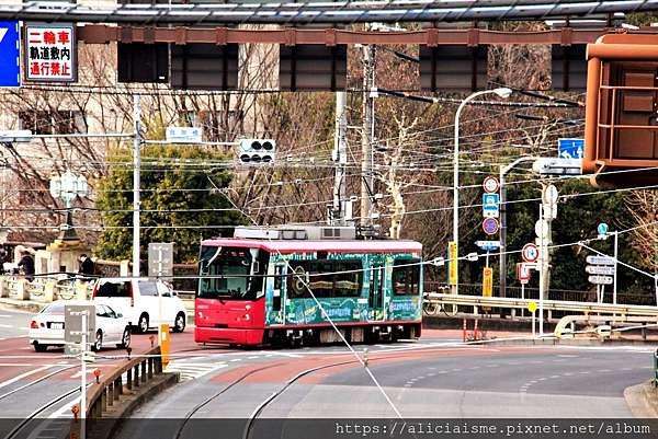 東京都 19更新 飛鳥山公園 繁櫻盛開下的都電荒川線 路面電車趣景 日本 私旅行 痞客邦