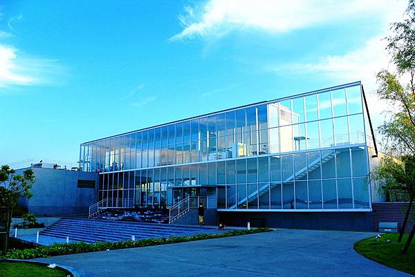 【石川縣 | 加賀溫泉】片山津溫泉:建築大師的新總湯,融入湖 【石川縣 | 加賀溫泉】片山津溫泉:建築大師的新總湯,融入湖