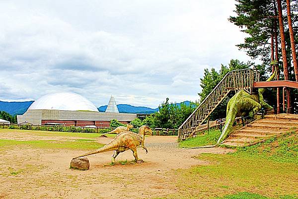 【福井縣】福井縣立恐龍博物館 ：返回12,000萬年前，與恐