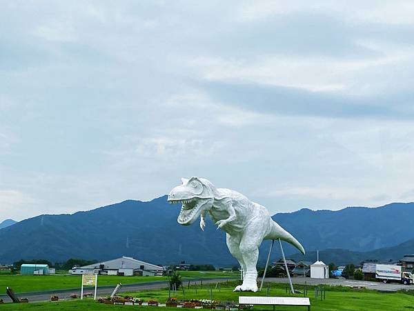 【福井縣】福井縣立恐龍博物館 ：返回12,000萬年前，與恐