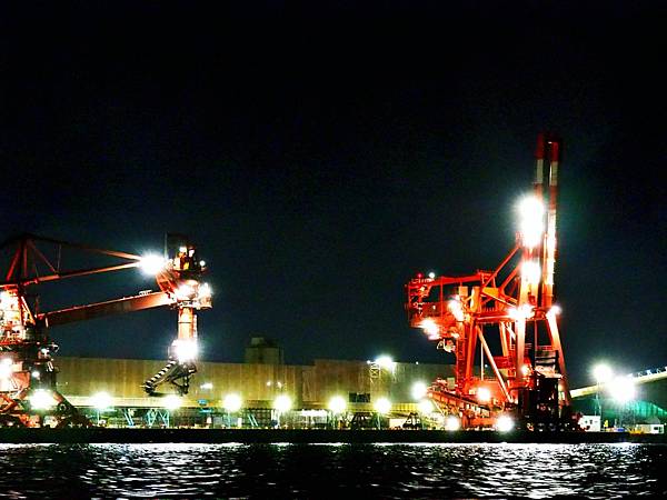 【神奈川縣 | 橫濱】船遊東京灣，走入川崎工場魔幻的光之夜景