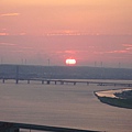 銚子港塔夕陽及利根川及銚子大橋 (33).JPG