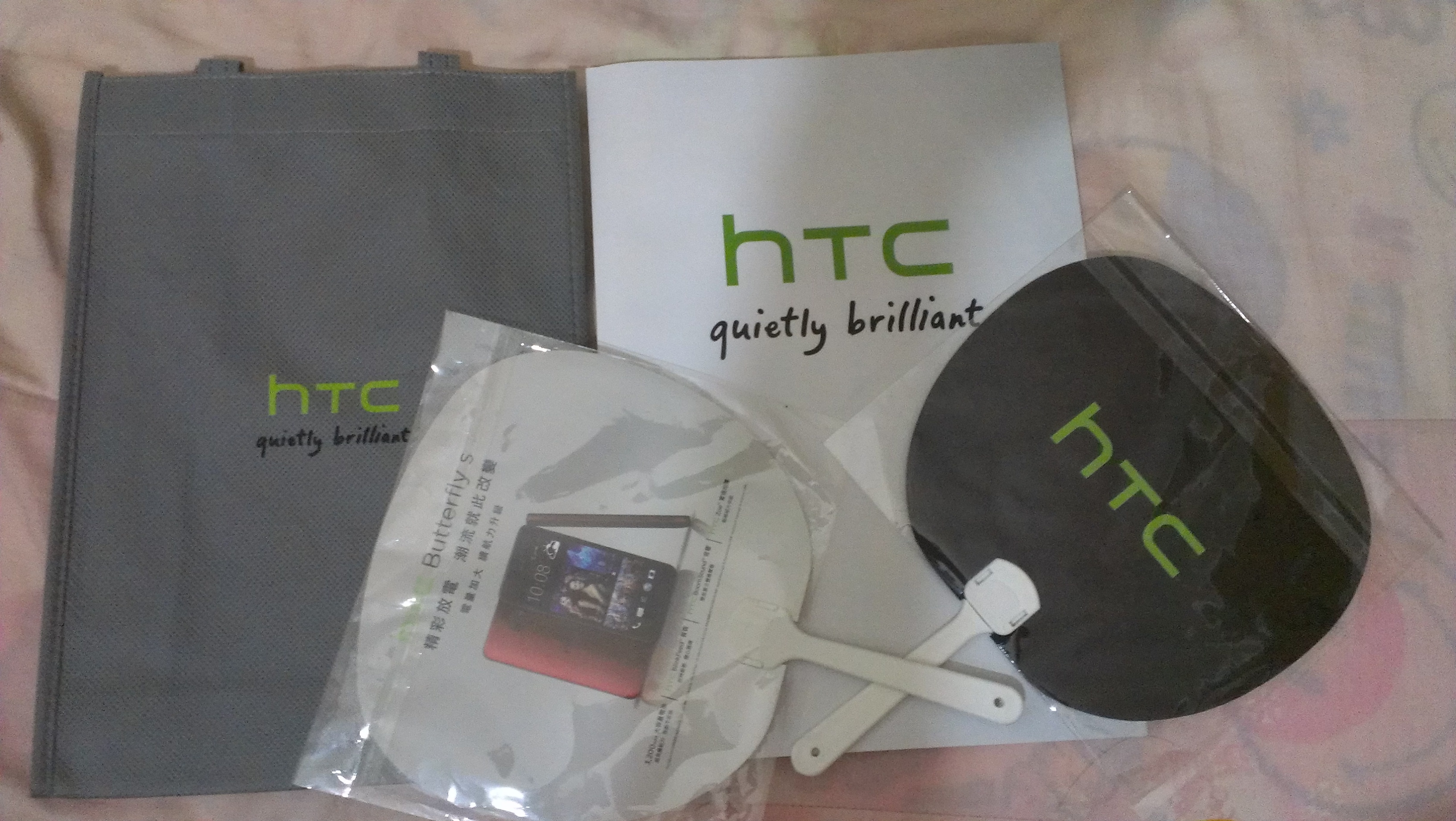 hTC環保袋．hTC筆記本．hTC扇子