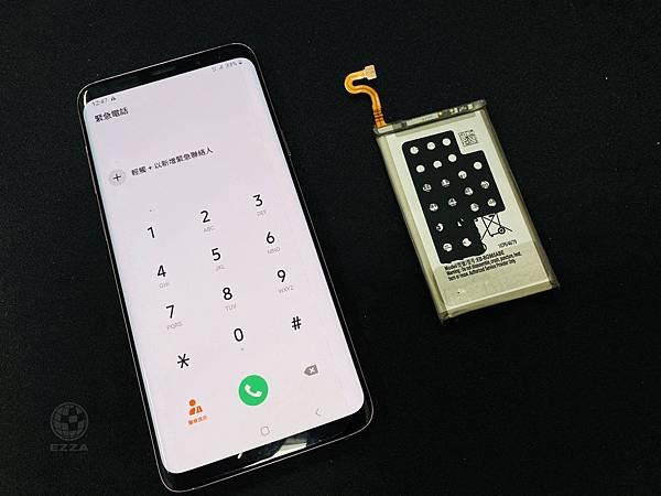三星S9+更換電池(1).jpg