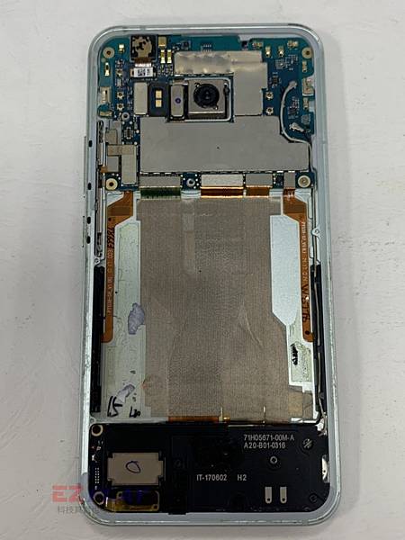 HTC-U11-手機維修_電池更換_尾插模組更換03-768x1024.jpeg