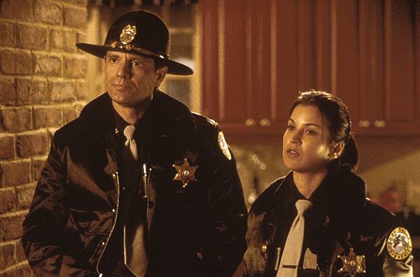 都是處女惹的禍 (Cherry Falls)