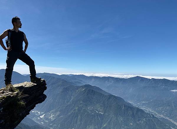 line_139019895822475_1