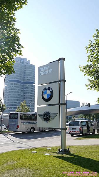 『德瑞蜜月』【Honeymoon】❤德國 慕尼黑(München) BMW展示中心 (BMW Welt) (1).jpg