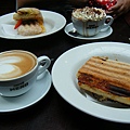 8.13 Nero coffee & panini (英國麵包加熱叫"Toasted"...學到一個新用語)