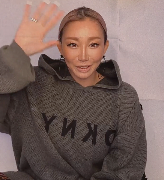 倖田來未忘開美顏直播！粉絲驚訝見到真實面容，一時認不出？