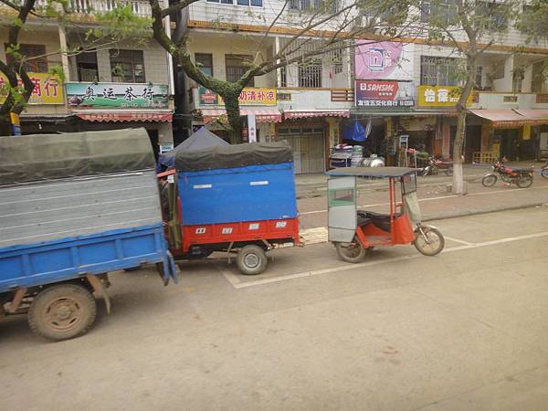 DSC05976 原來這要停在汽車車位.jpg