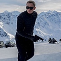 daniel-craig-in-spectre-1940x1293.jpg