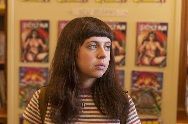 Bel Powley.jpg