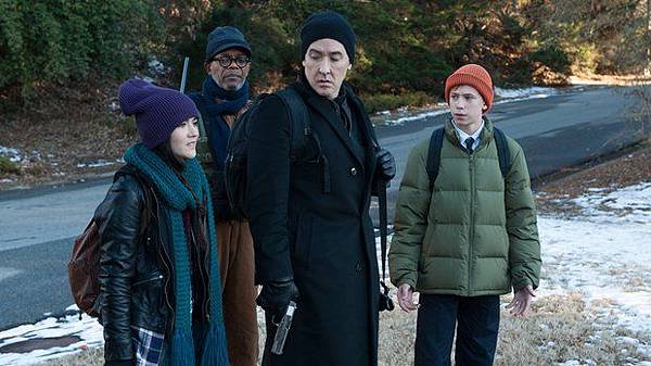 cell-movie-review-2016-john-cusack-samuel-l-jackson-stephen-king-adaptation.jpg cell-movie-review-2016-john-cusack-samuel-l-jackson-stephen-king-adaptation.jpg