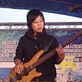 Bass手子咪