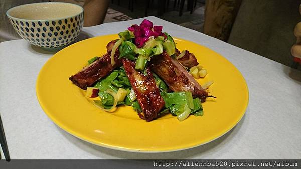 幹嘛餐酒館~西班牙料理x花東食材~豬肋排橄欖油蘋果醋沙拉022