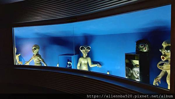 花蓮光隆博物館_飛碟裡面外星人