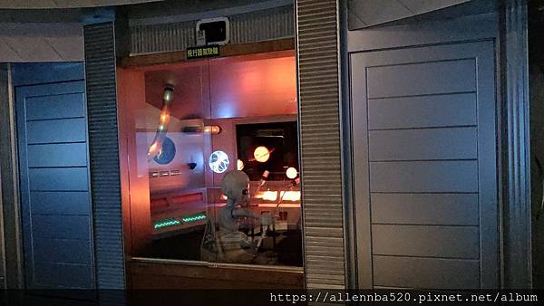 花蓮光隆博物館_飛碟裡面外星人