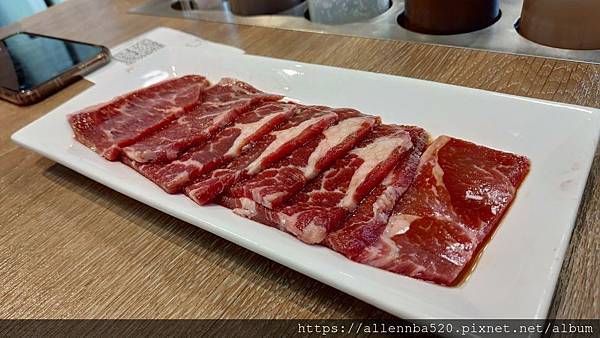 燒肉LIKE | 牛肩胛肉 100g