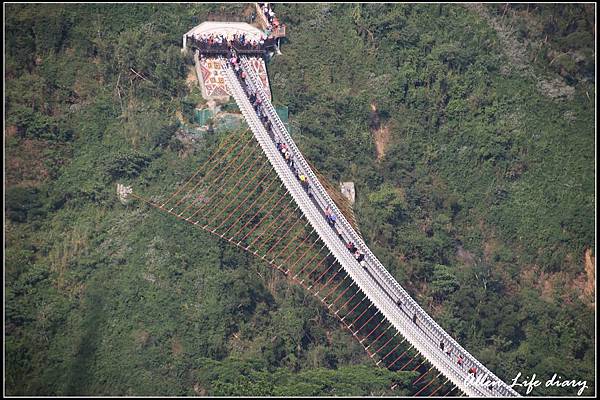 山川琉璃吊橋2