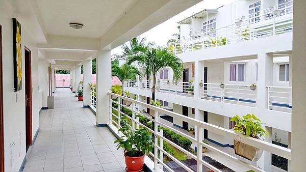 德國拜耳純PC行李箱推薦,行李箱 品牌 推薦,法國 奧莉薇閣 德國拜耳純PC行李箱推薦,行李箱 品牌 推薦,法國 奧莉薇閣