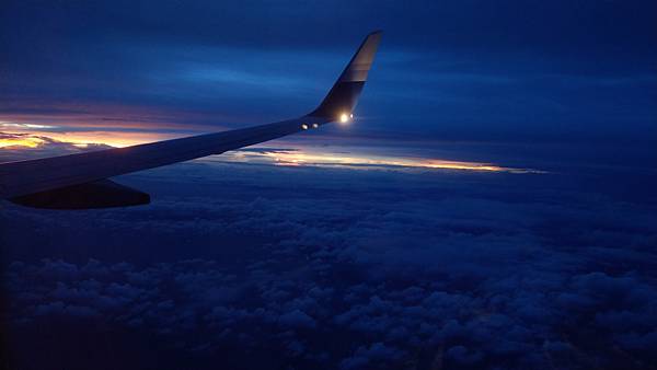 德國拜耳純PC行李箱推薦,行李箱 品牌 推薦,法國 奧莉薇閣 德國拜耳純PC行李箱推薦,行李箱 品牌 推薦,法國 奧莉薇閣