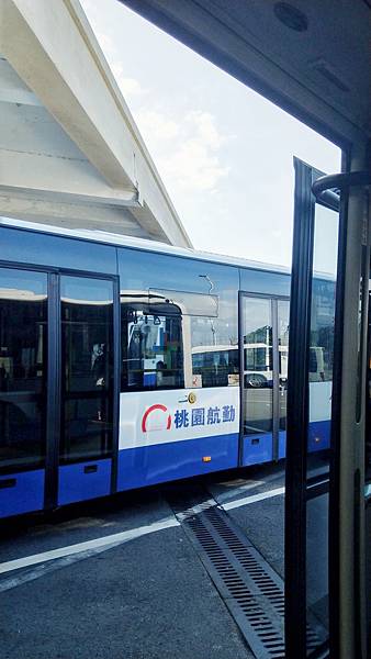 德國拜耳純PC行李箱推薦,行李箱 品牌 推薦,法國 奧莉薇閣 德國拜耳純PC行李箱推薦,行李箱 品牌 推薦,法國 奧莉薇閣