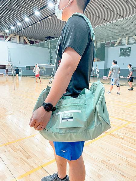 台灣in,圓筒包,收納袋,收納包,羽球場,羽球場預約,羽球場租借,羽球場開放,羽球場地費用 台灣in,圓筒包,收納袋,收納包,羽球場,羽球場預約,羽球場租借,羽球場開放,羽球場地費用