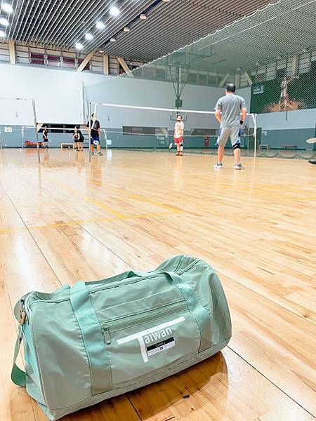 台灣in,圓筒包,收納袋,收納包,羽球場,羽球場預約,羽球場租借,羽球場開放,羽球場地費用 台灣in,圓筒包,收納袋,收納包,羽球場,羽球場預約,羽球場租借,羽球場開放,羽球場地費用