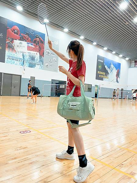 台灣in,圓筒包,收納袋,收納包,羽球場,羽球場預約,羽球場租借,羽球場開放,羽球場地費用 台灣in,圓筒包,收納袋,收納包,羽球場,羽球場預約,羽球場租借,羽球場開放,羽球場地費用