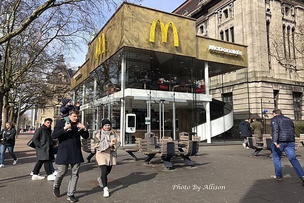 ※鹿特丹怪奇建築大集合：方塊屋、鉛筆屋、水管屋、Blaak地