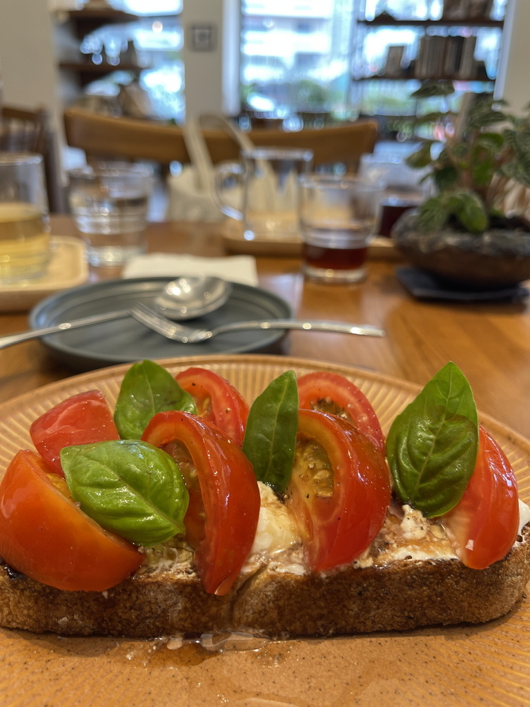 －＞台中市北屯美食新發現。覺得很不錯！拉福客烘焙坊早午餐。