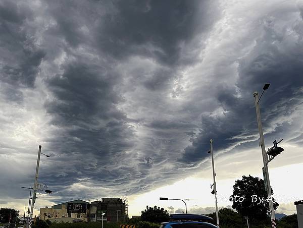 －＞海葵風起雲湧紀錄+地上倒影 +彩霞滿天