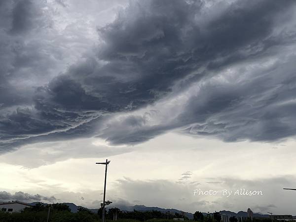 －＞海葵風起雲湧紀錄+地上倒影 +彩霞滿天