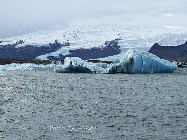 －＞美到難以形容！在傑古沙龍冰河湖 Jokulsarlon岸