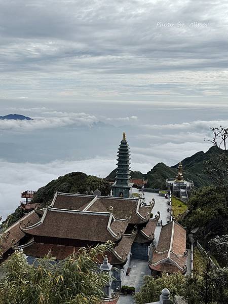 －＞越南旅遊---沙壩梯田 + 番西邦峰 雲海 (上)