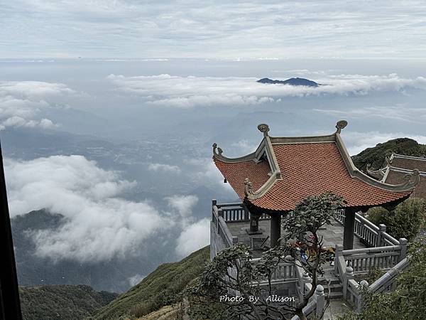 －＞【越南 沙壩】雲霧中的梯田 + 番西邦峰登頂 (下)