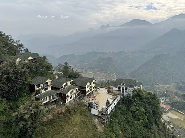－＞【越南 沙壩】雲霧中的梯田 + 番西邦峰登頂 (下)